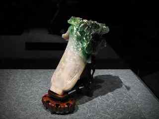 翠玉白菜;拍攝於台北故宮博物院,當時展廳內尚可攝影